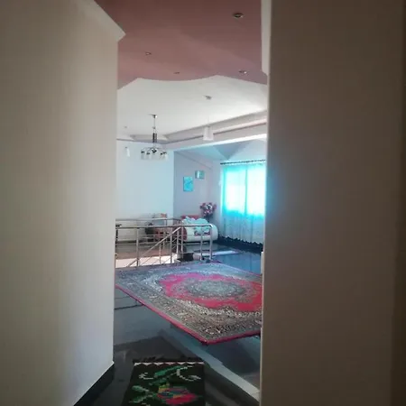 ホテル 12 Librazhet